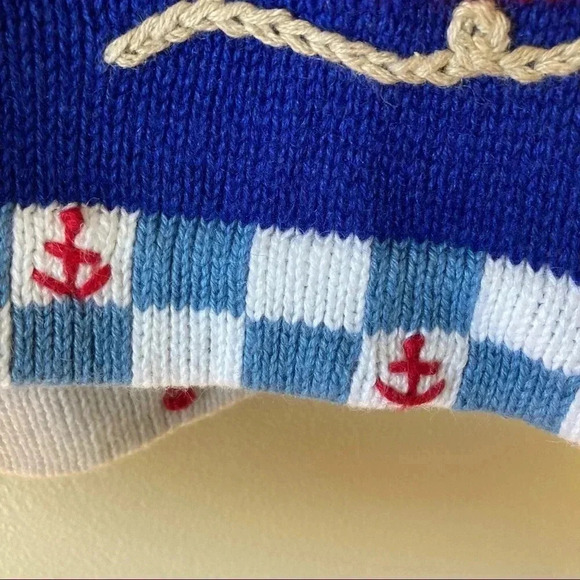 Vintage embroidered coastal  sweater ocean theme - Picture 3 of 9